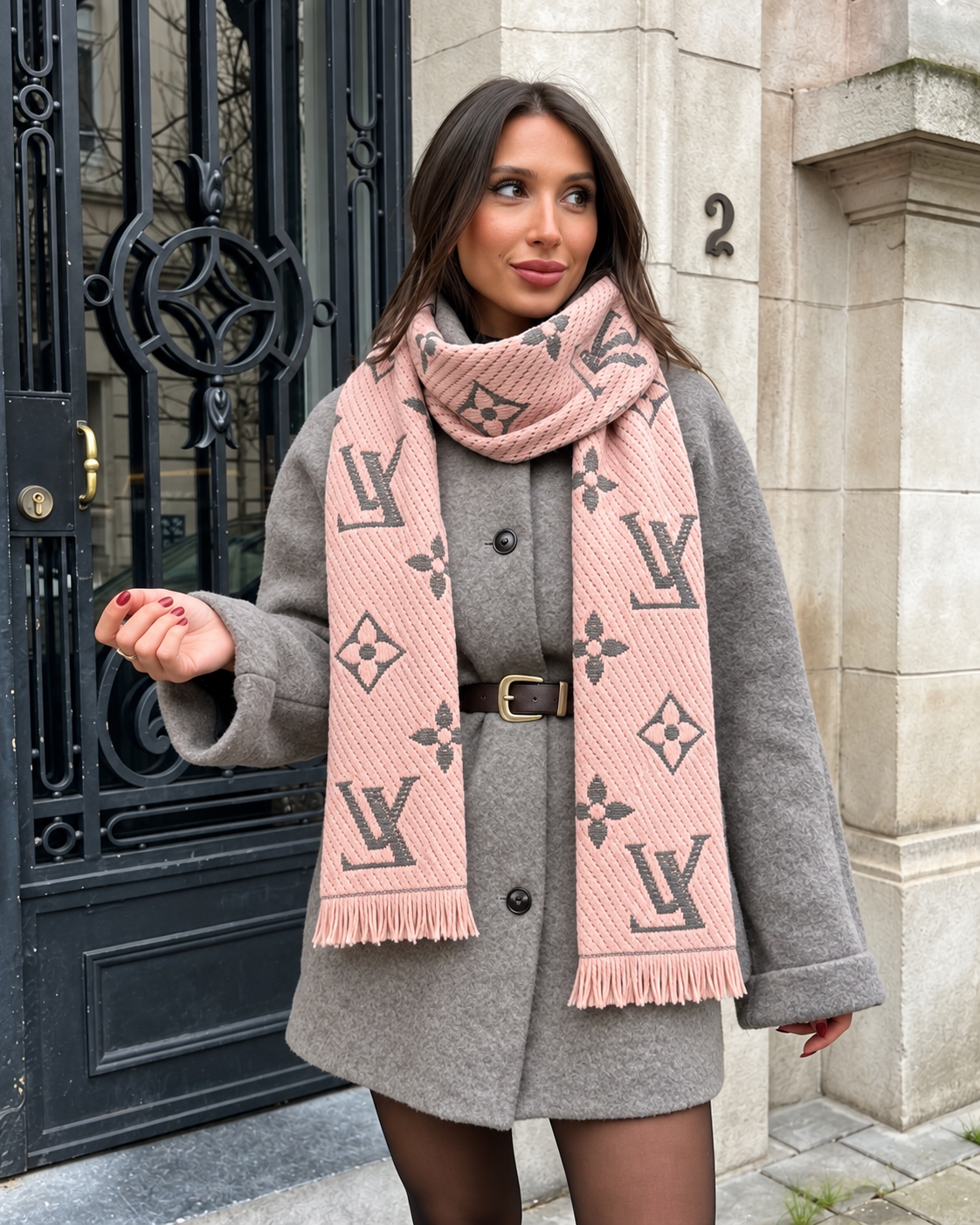 LOUIS VUITTON Boulevard Rose Scarf