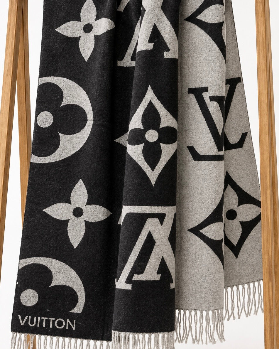 LOUIS VUITTON The Onyx & Slate Jacquard Scarf