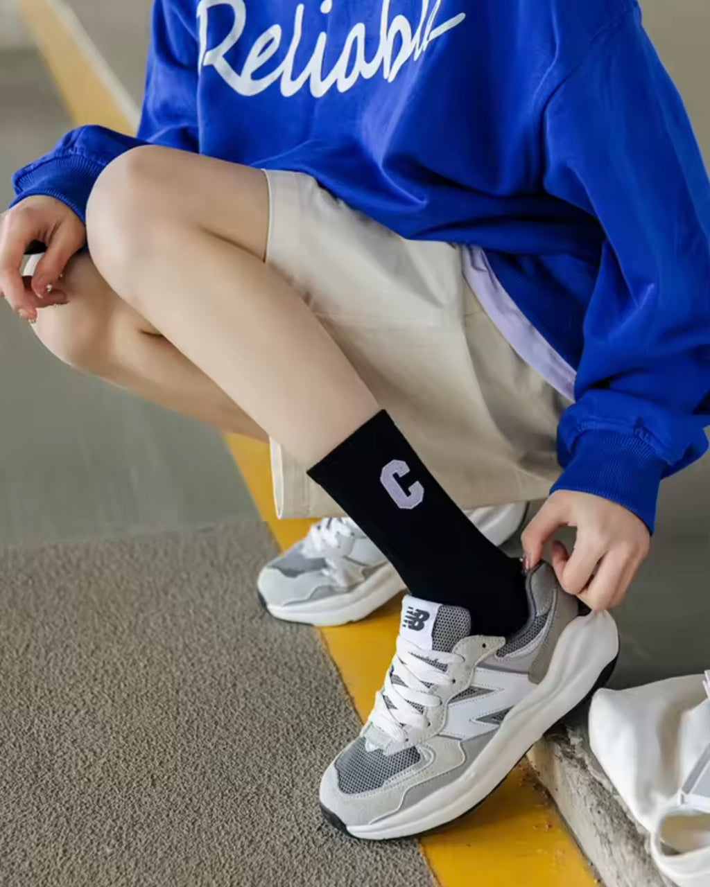 The New UniSex Letter C Korean Warm Socks Set