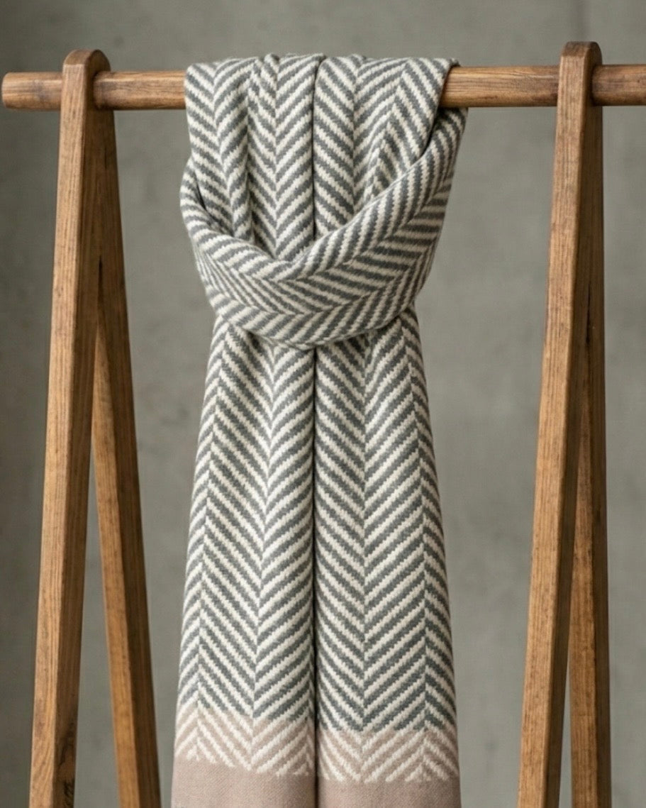 Beige V-Patterned Statement Scarf