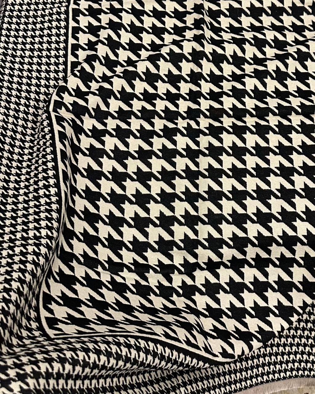The Heritage Houndstooth Scarf