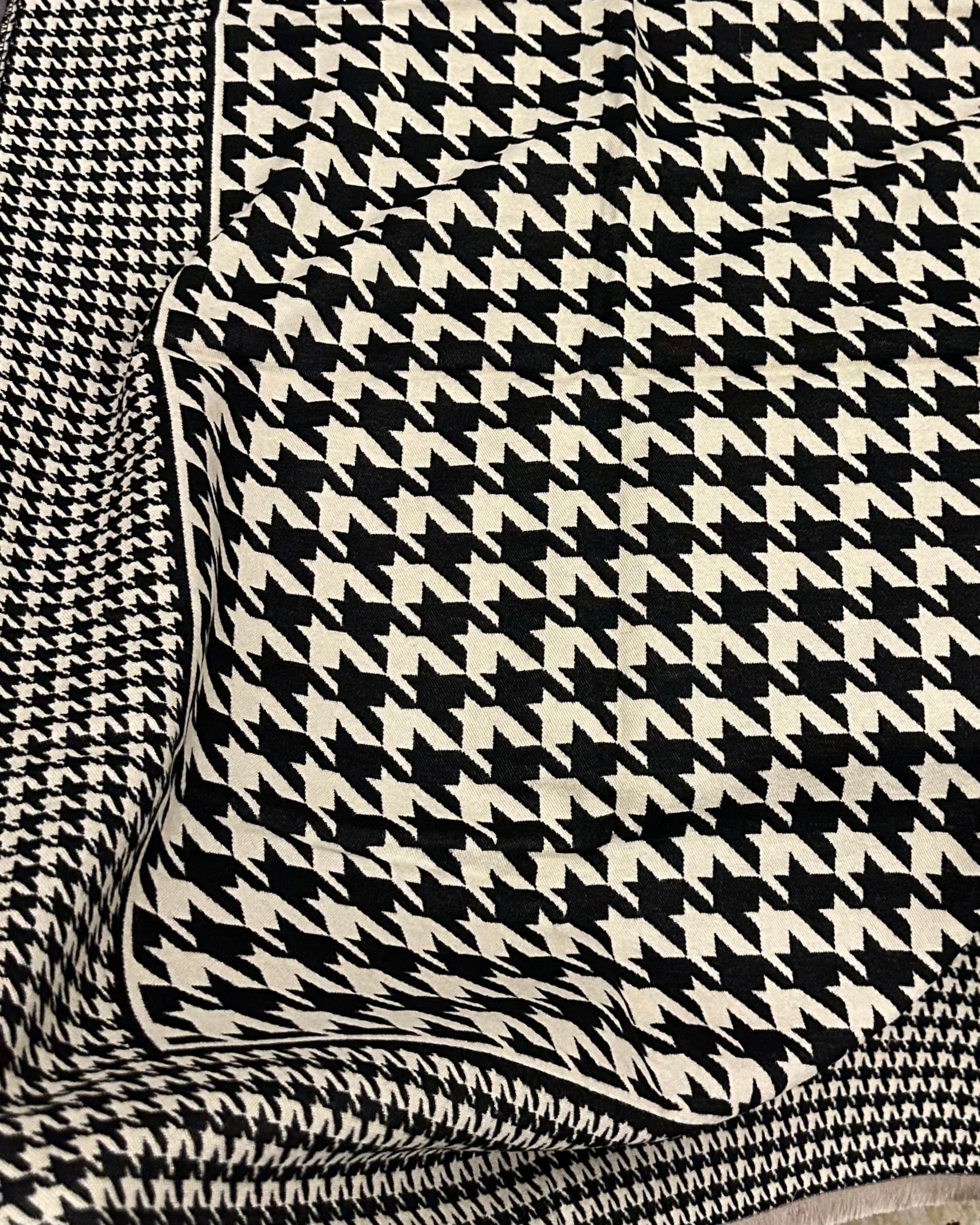 The Heritage Houndstooth Scarf