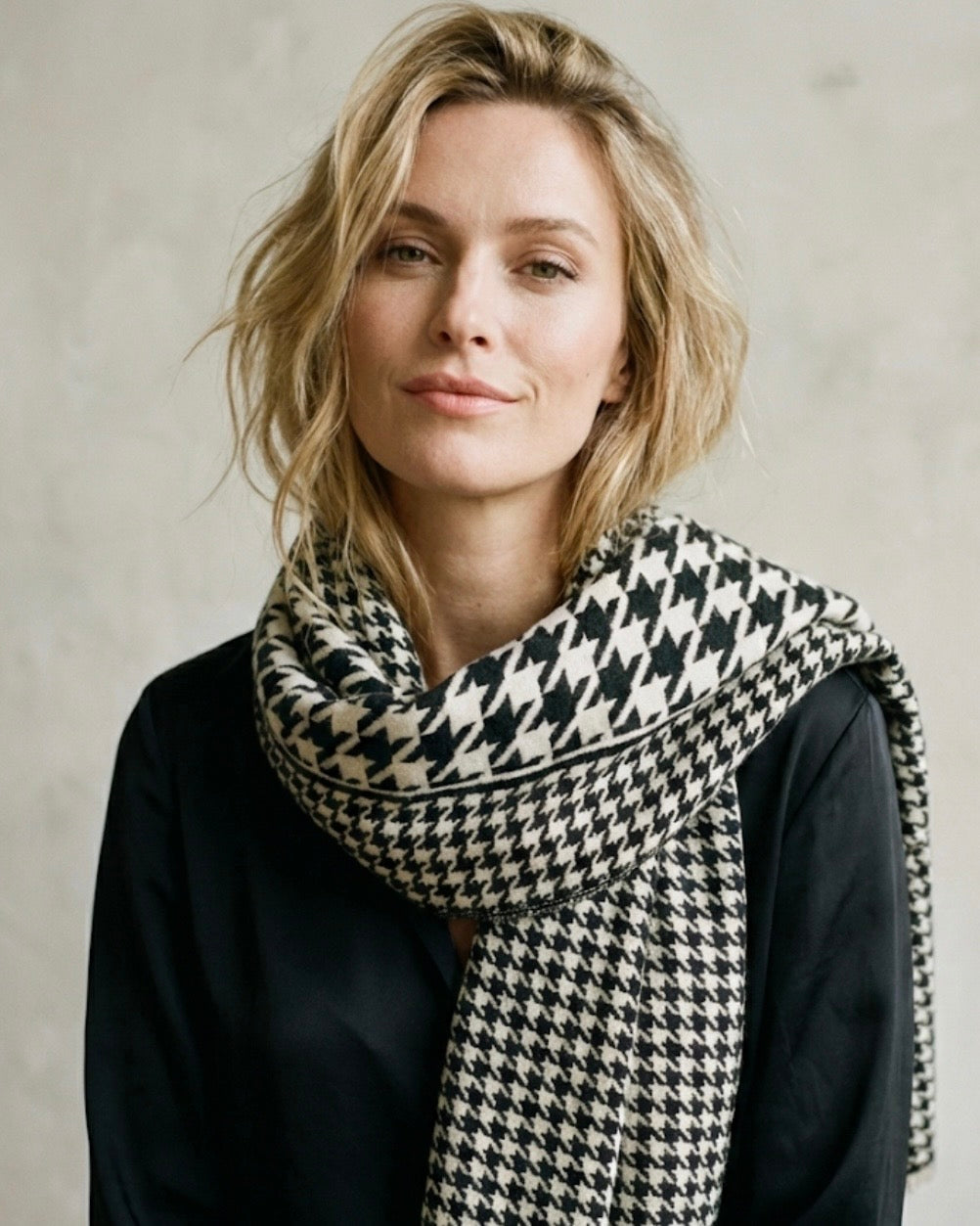 The Heritage Houndstooth Scarf