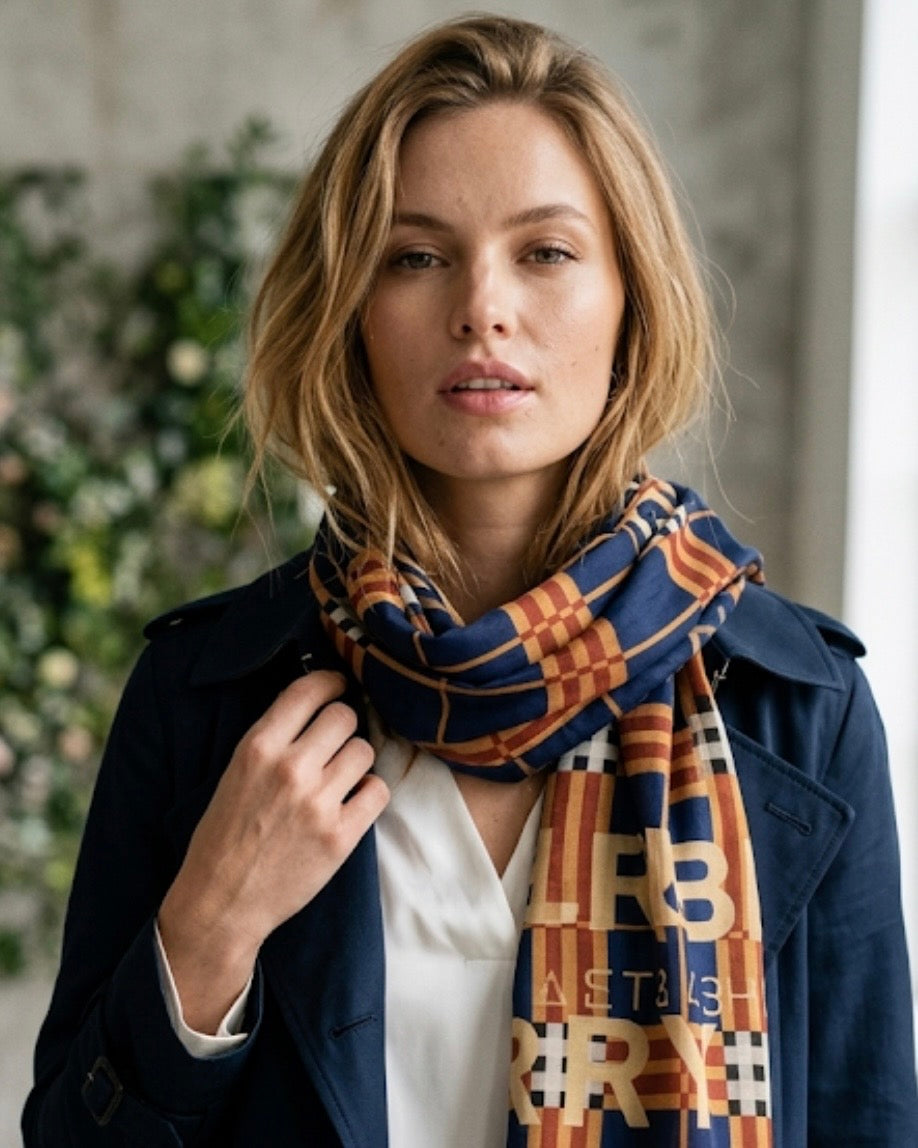 The 1856 Burberry Silky Wrap