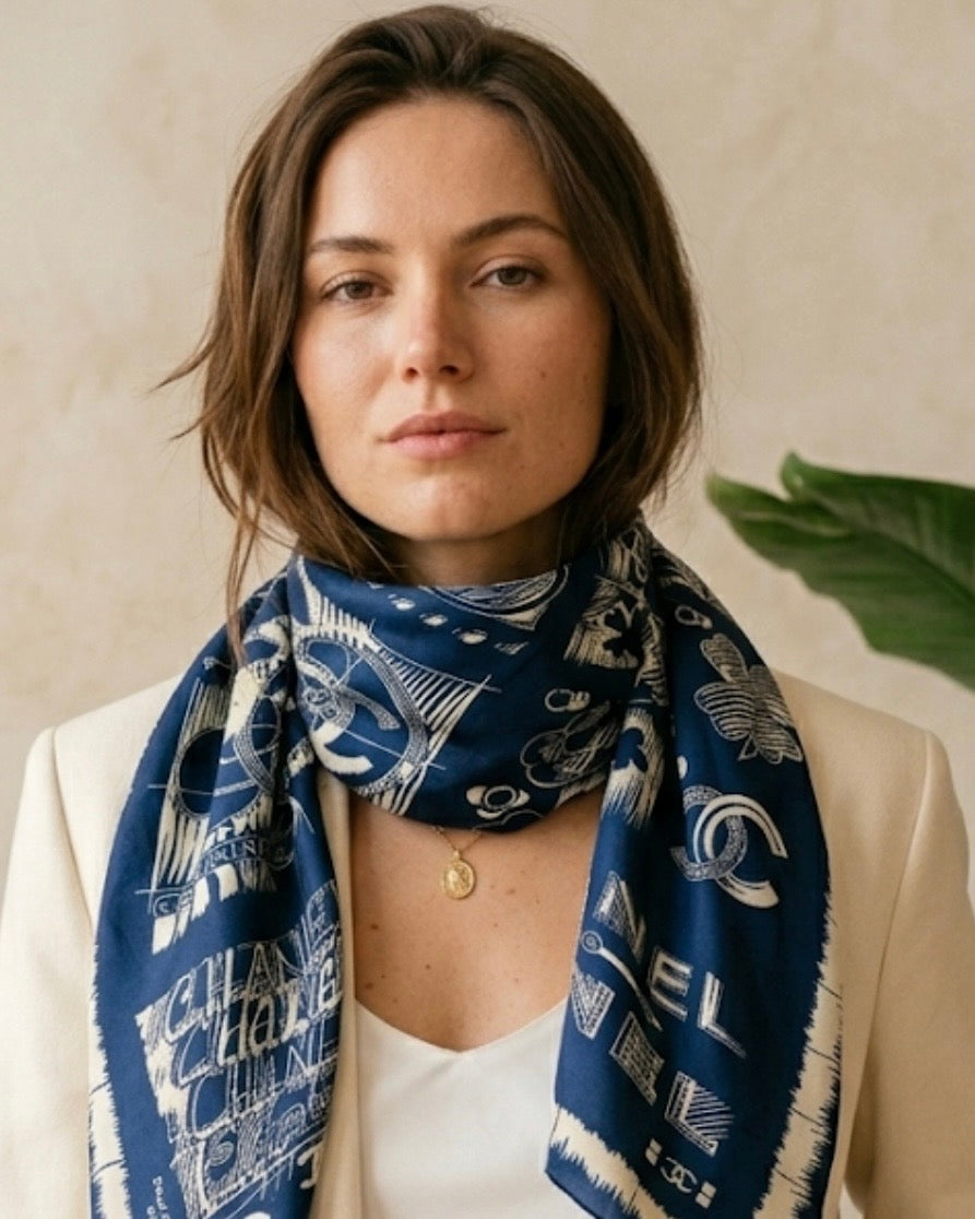 L'Élégance Chanel Rebelle Silky Wrap