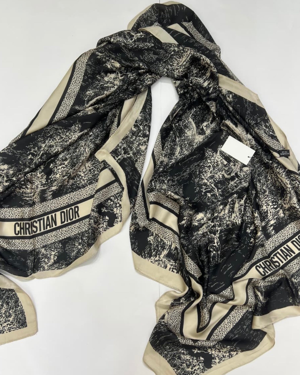 L’Ombre Christian Dior Silky Scarf
