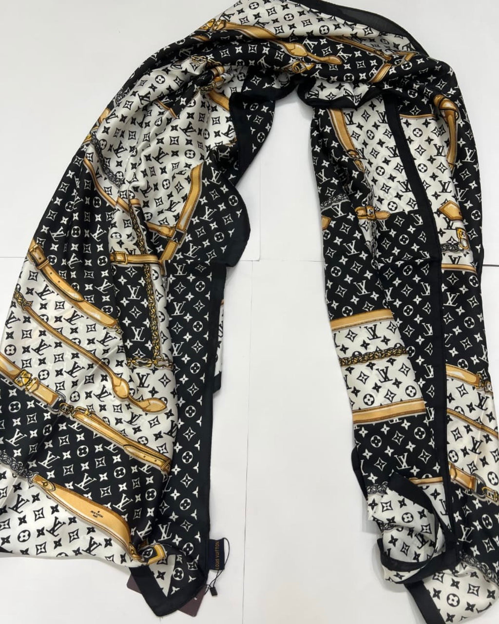 The Milanese Louis Vuitton Silky Scarf