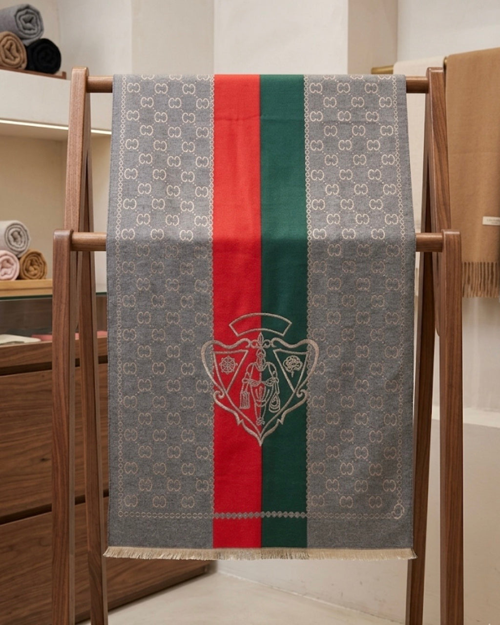 The Florence Crest Wrap