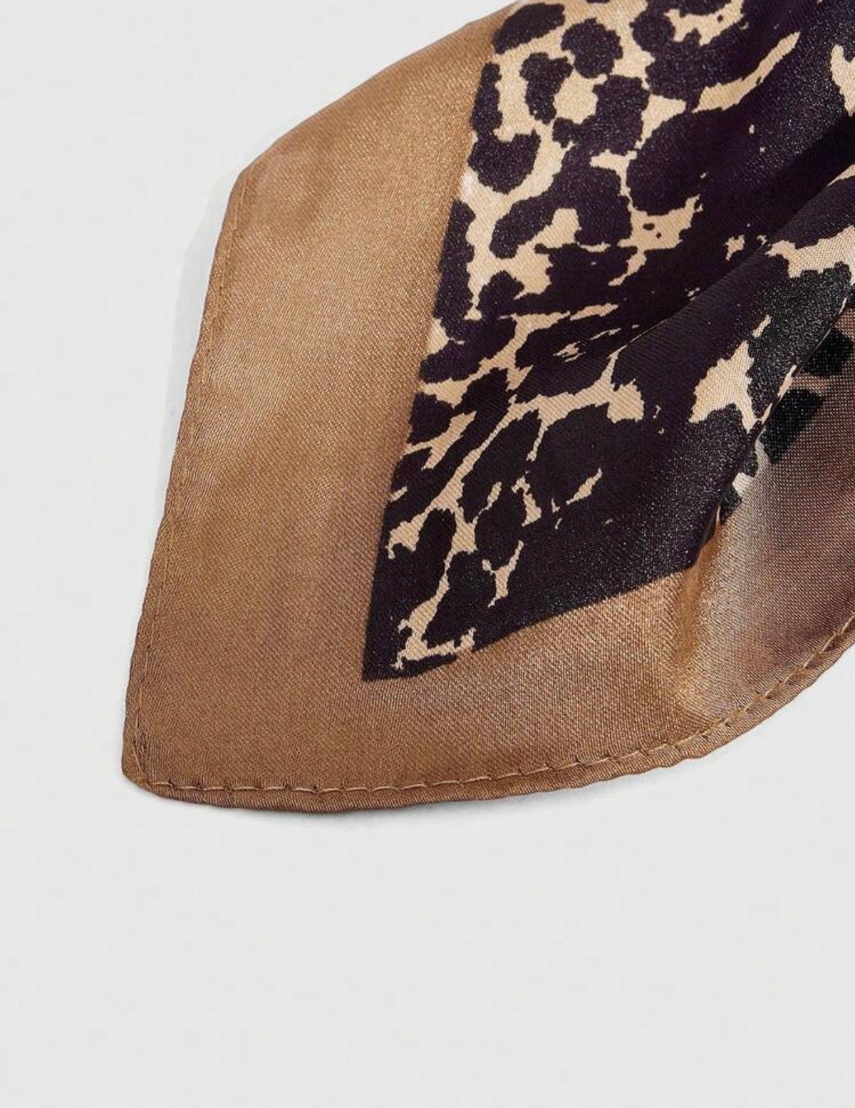 The Wide Elegance Scarf