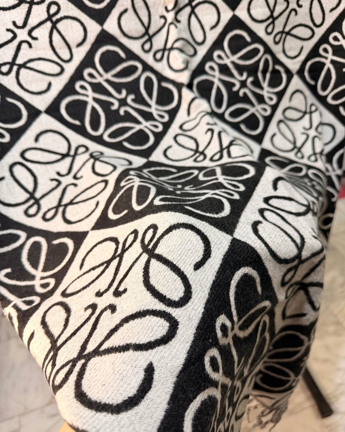 The LOEWE Monochrome Heritage Wrap