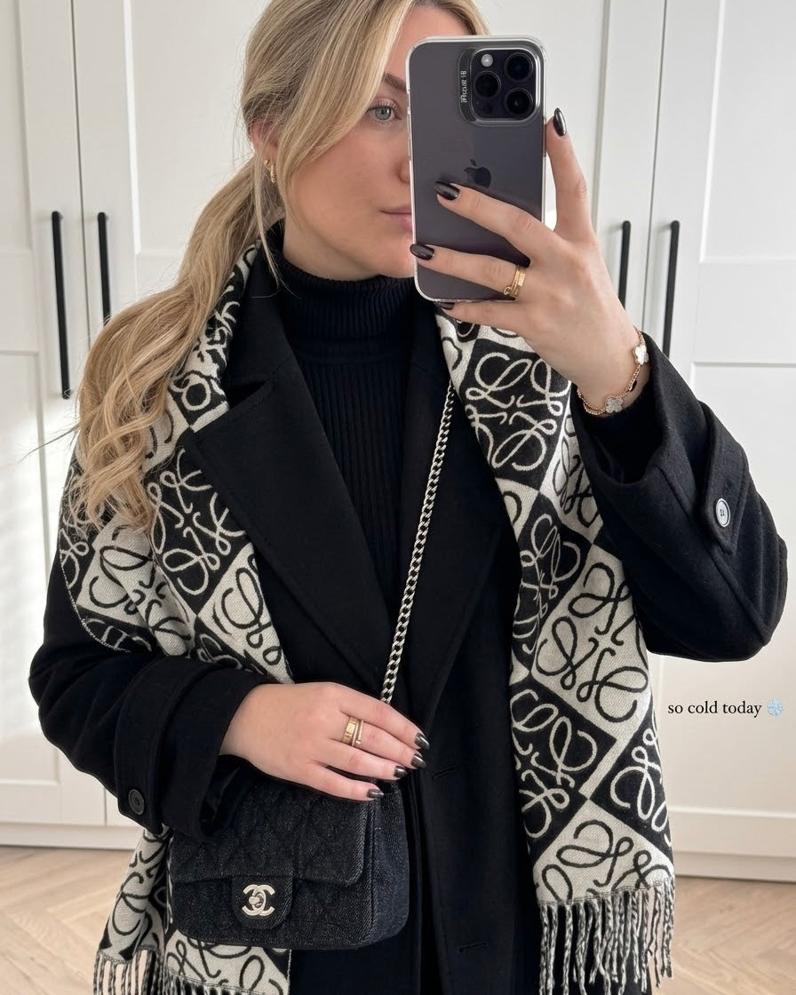 The LOEWE Monochrome Heritage Wrap
