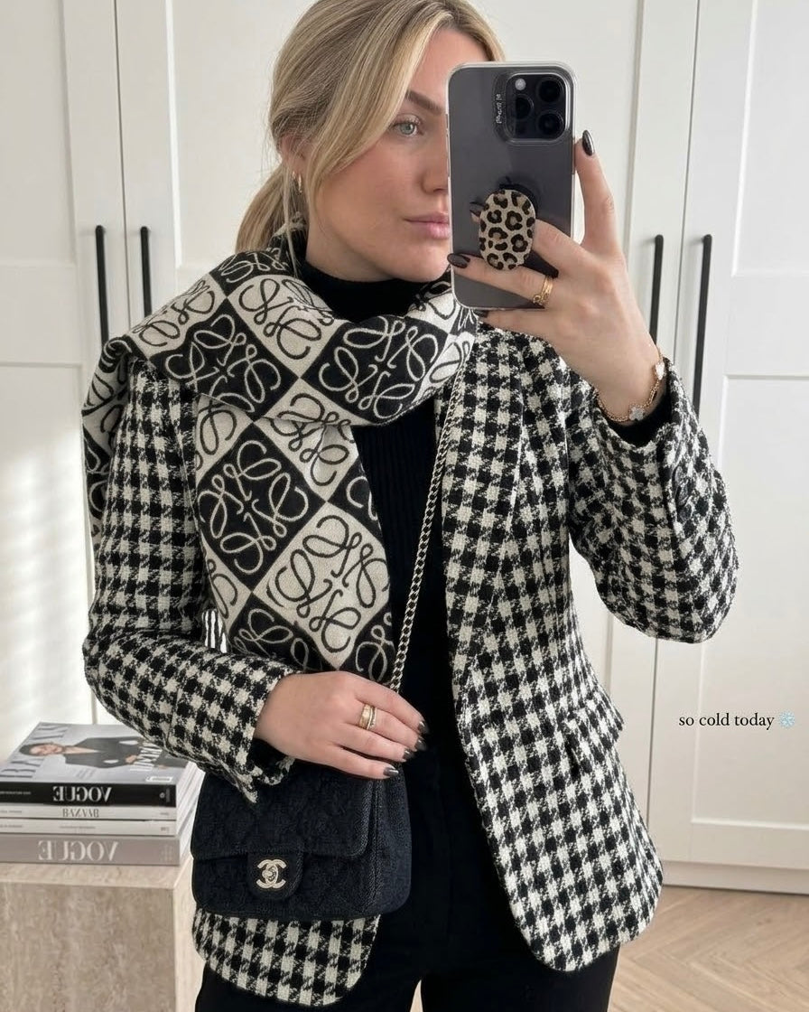 The LOEWE Monochrome Heritage Wrap