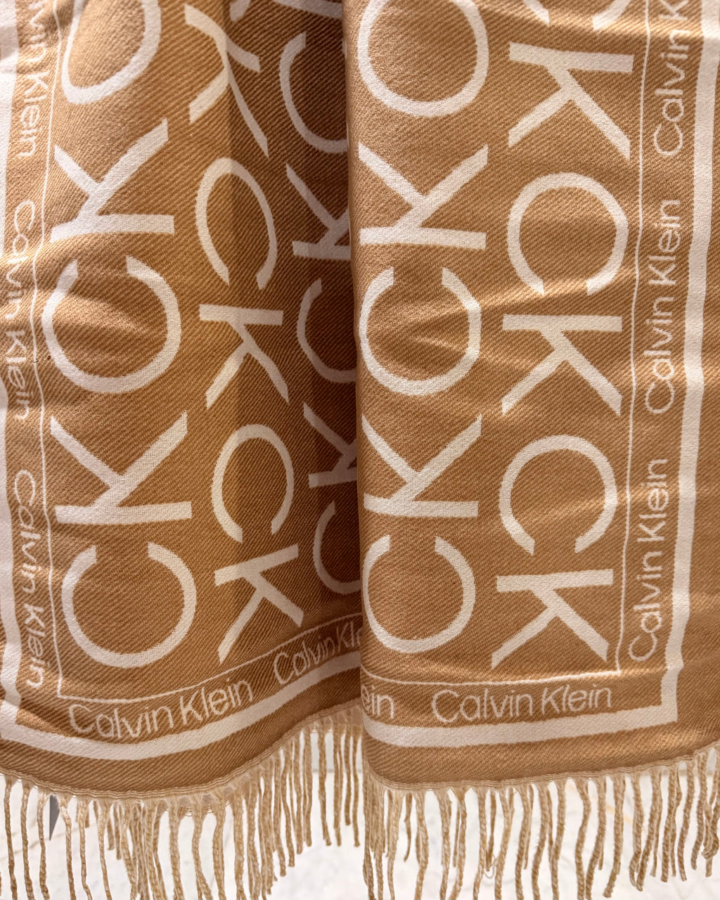 CALVIN KLEIN Classic Camel Scarf