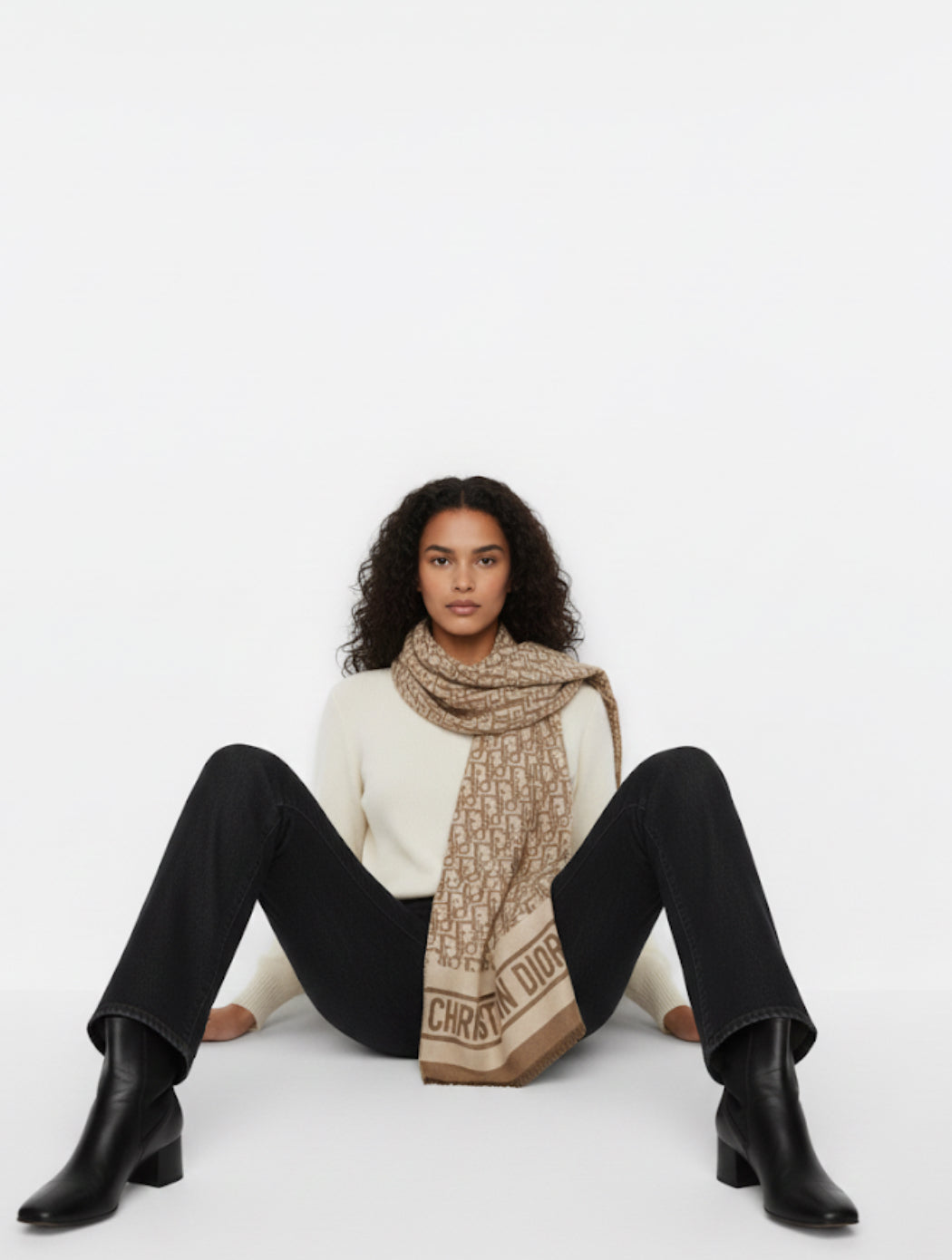 Christian Dior Luxe Scarf