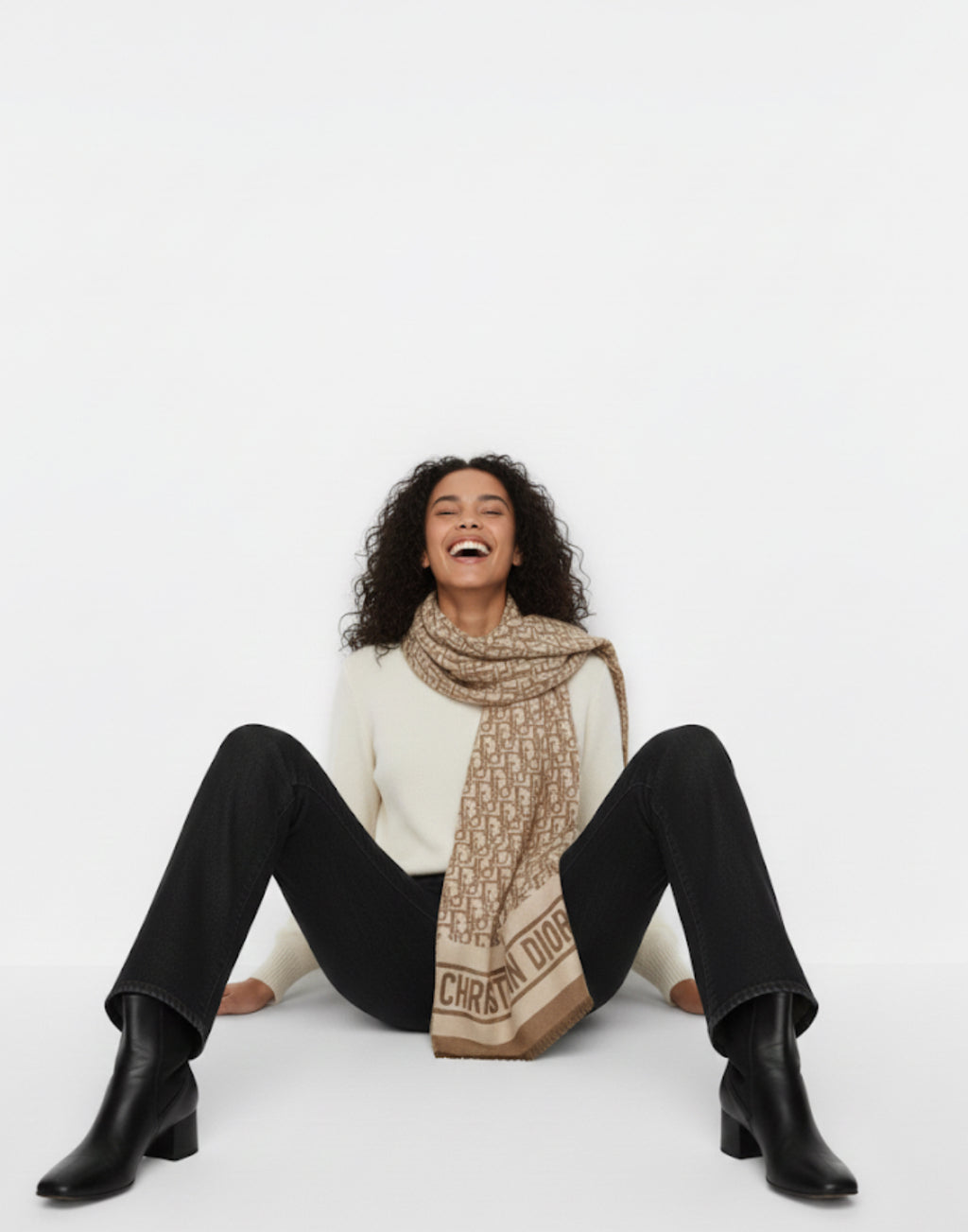 Christian Dior Luxe Scarf