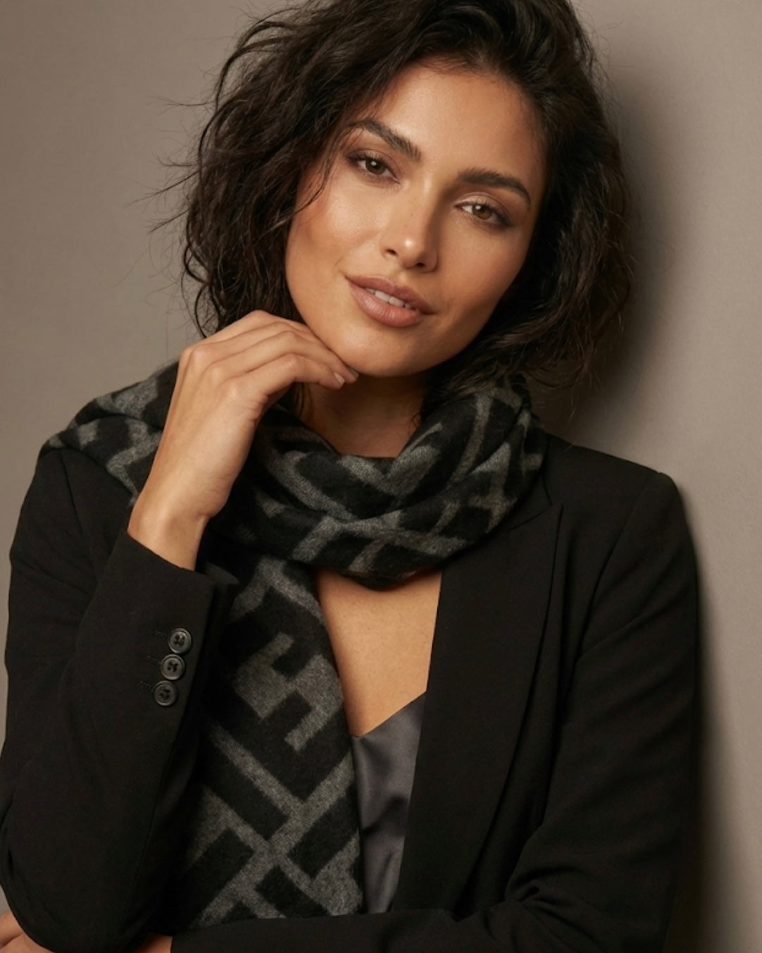 Fendi Faux Cashmere FF monogram motif Scarf