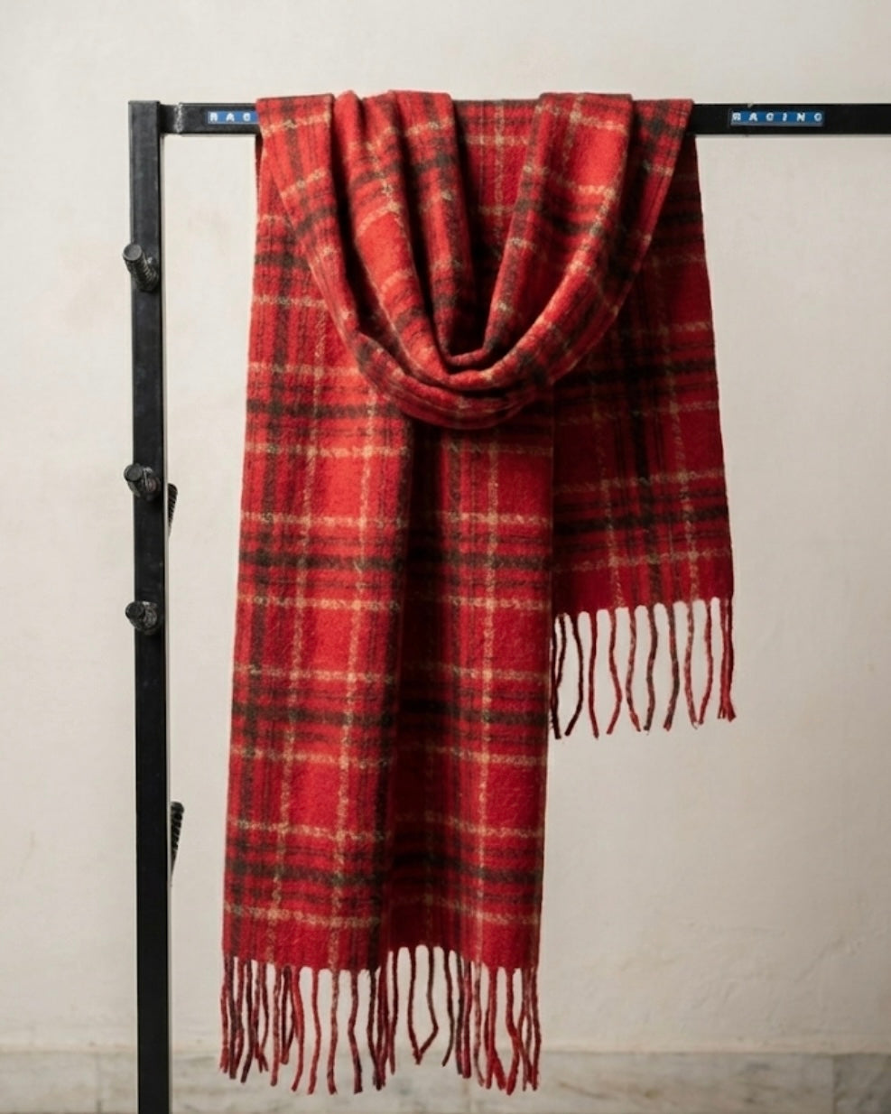 London Rouge Scarf